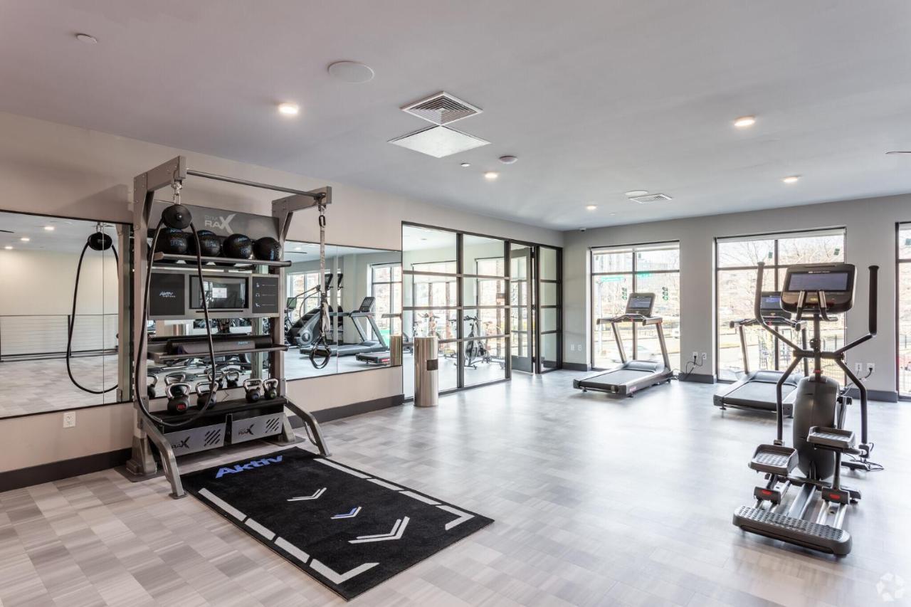 ניו הייבן Luxury Apartments By Hyatus At Pierpont מראה חיצוני תמונה